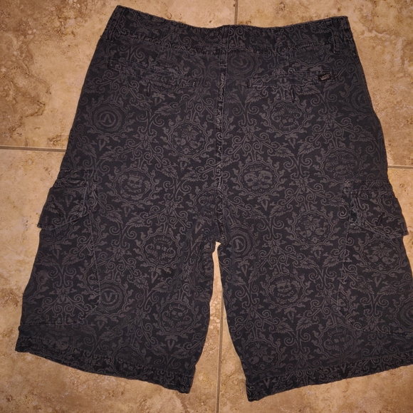 Vans Men's Blue Patterned Shorts Vintage Mint 10/10 Monogram Pattern - Picture 6 of 7